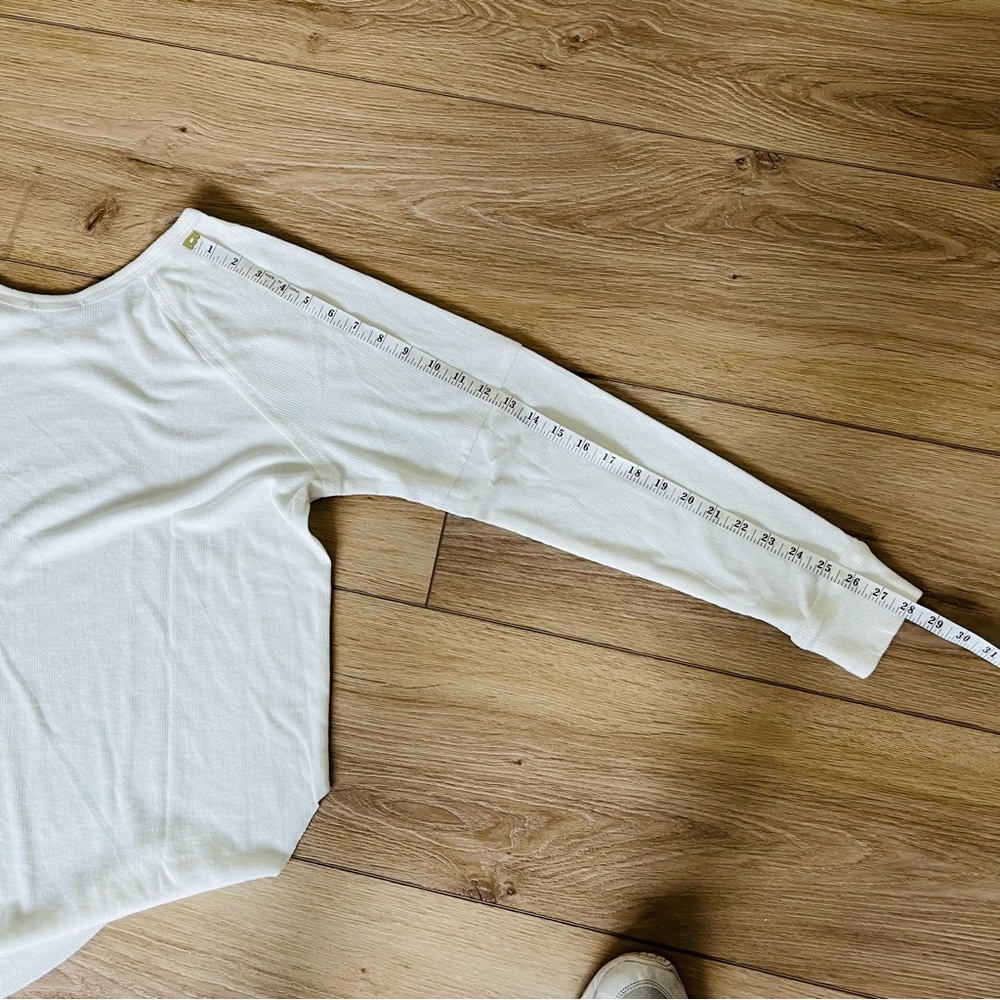 Three Dots Raglan High Low Top - Picture 10 of 14